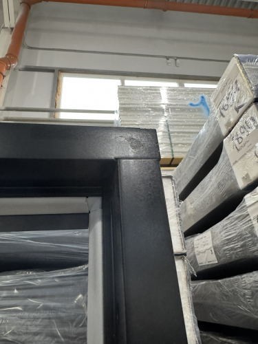 УЦЕНКА (№6С) UO1 (O1T10KL) Thermo KASKI глухая, Чёрная RAL9005, 10*21, ЛЕВАЯ, замок ASSA 8765
